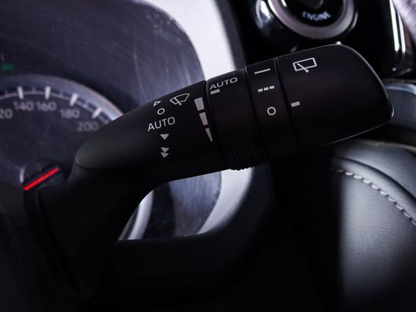 Toyota Land Cruiser 300 Series с пробегом 2021 года, цена 9 559 000 рублей, 101009 км, внедорожник, Автокод Объявления