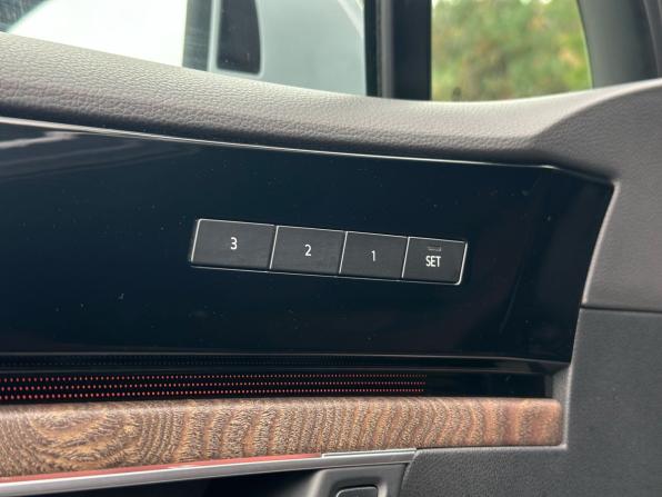Volkswagen Touareg III с пробегом 2018 года, цена 4 439 000 рублей, 168344 км, внедорожник, Автокод Объявления