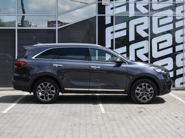 Kia Sorento III Prime Рестайлинг с пробегом 2019 года, цена 2 900 000 рублей, 79104 км, внедорожник, Автокод Объявления