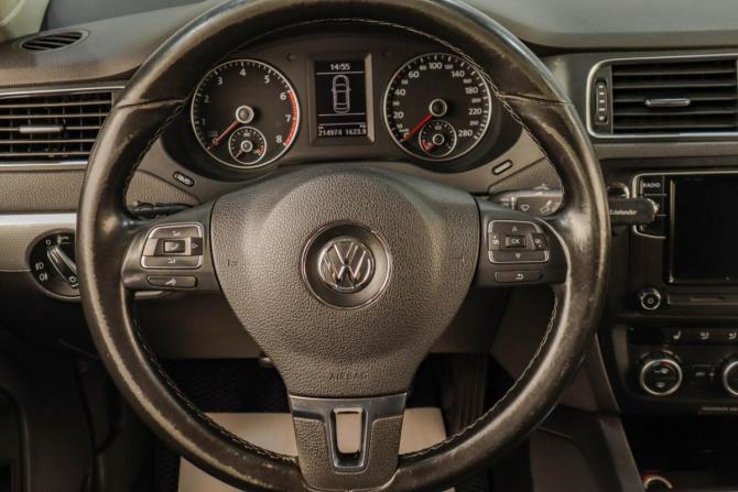 Volkswagen Jetta VI с пробегом 2013 года, цена 1 179 000 рублей, 215000 км, седан, Автокод Объявления