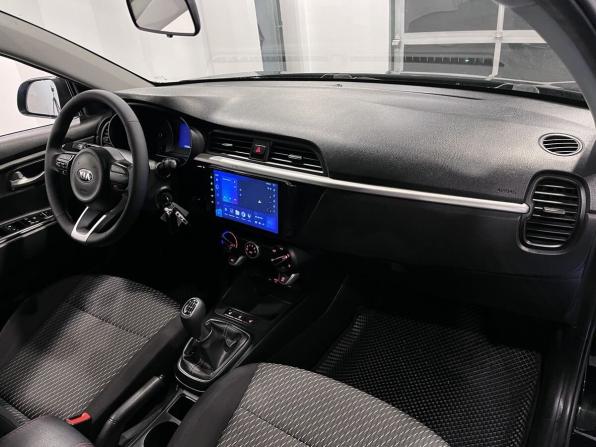 Kia Rio IV с пробегом 2018 года, цена 1 355 000 рублей, 158990 км, хэтчбек, Автокод Объявления