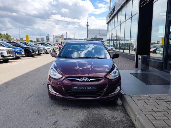 Hyundai Solaris I с пробегом 2013 года, цена 620 000 рублей, 250874 км, седан, Автокод Объявления