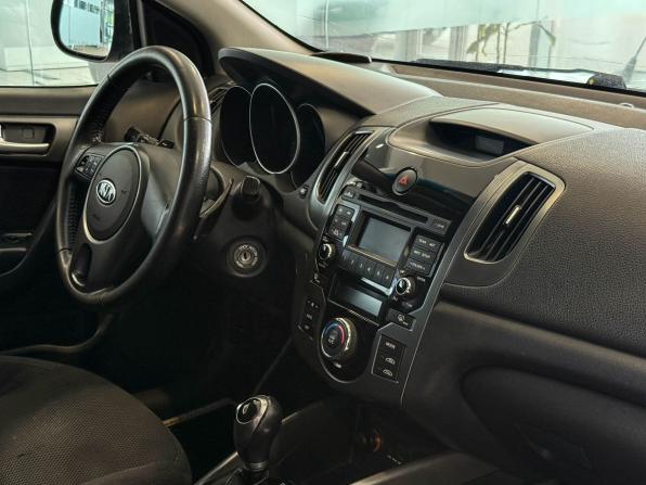 Kia Cerato II с пробегом 2011 года, цена 987 000 рублей, 147950 км, купе, Автокод Объявления
