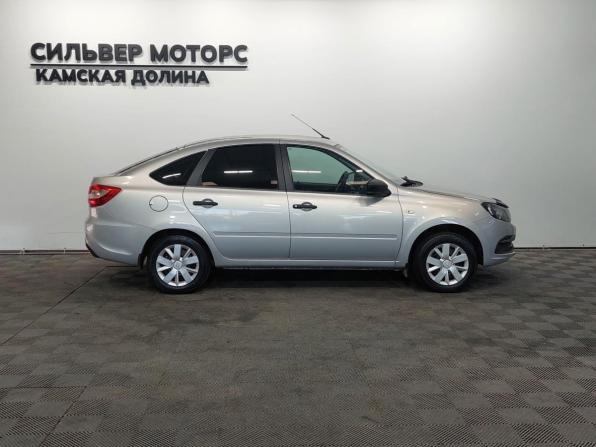 Lada (ВАЗ) Granta I Рестайлинг с пробегом 2021 года, цена 620 000 рублей, 129925 км, хэтчбек, Автокод Объявления