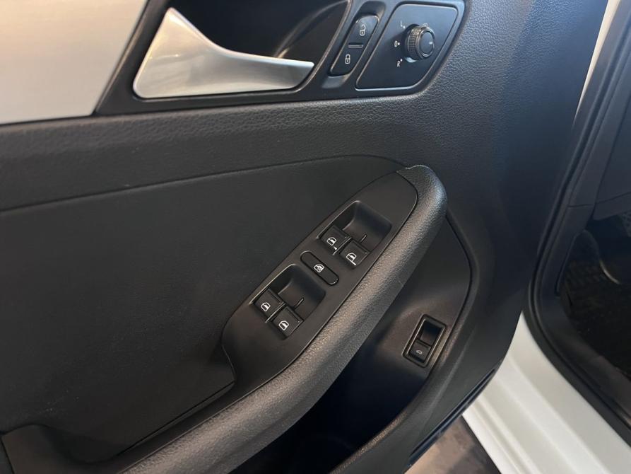 Volkswagen Jetta VI Рестайлинг Чебоксары  - изображение 22