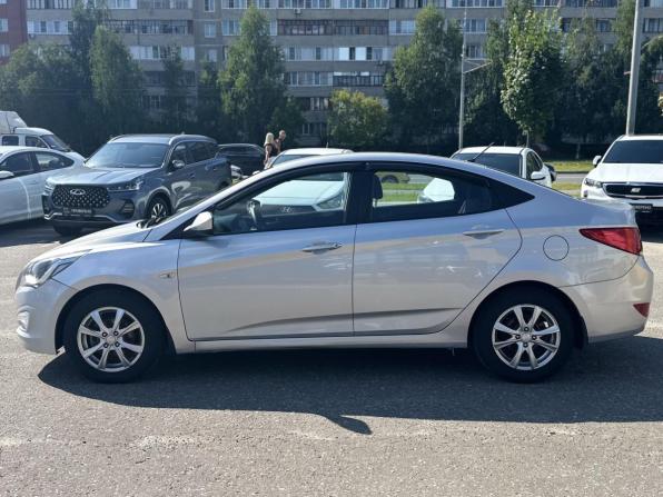 Hyundai Solaris I Рестайлинг с пробегом 2016 года, цена 1 100 000 рублей, 179579 км, седан, Автокод Объявления