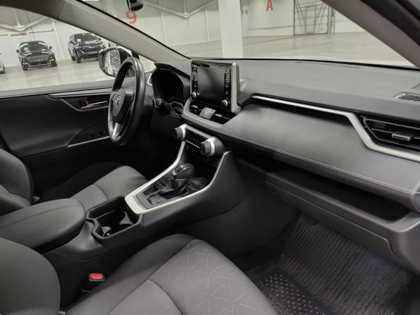 Toyota RAV4 V (XA50) с пробегом 2020 года, цена 3 300 000 рублей, 49577 км, внедорожник, Автокод Объявления