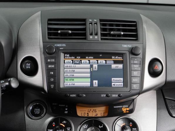 Toyota RAV4 III (XA30) Рестайлинг с пробегом 2011 года, цена 1 920 000 рублей, 106088 км, внедорожник, Автокод Объявления