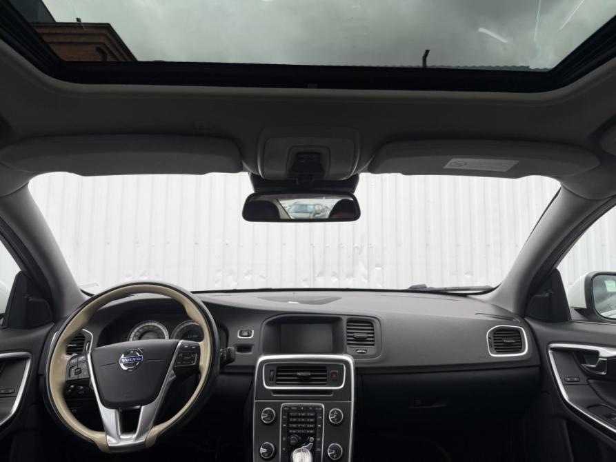 Volvo S60 II Рестайлинг Санкт-Петербург  - изображение 10