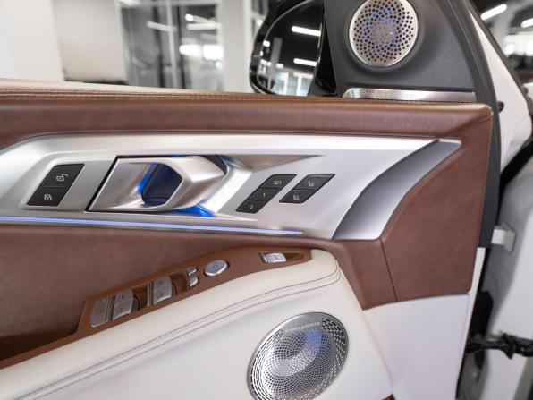 BMW XM с пробегом 2023 года, цена 12 900 000 рублей, 50697 км, внедорожник, Автокод Объявления