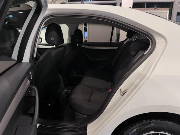 Skoda Octavia III (A7) Рестайлинг с пробегом 2019 года, цена 1 800 000 рублей, 114117 км, лифтбек, Автокод Объявления