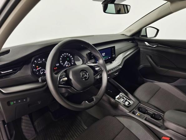 Skoda Octavia IV (A8) с пробегом 2021 года, цена 1 777 000 рублей, 172981 км, лифтбек, Автокод Объявления