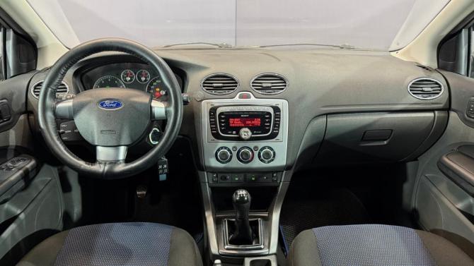 Ford Focus II с пробегом 2005 года, цена 320 000 рублей, 236589 км, хэтчбек, Автокод Объявления