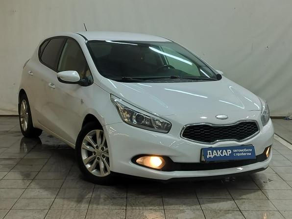 Kia Ceed II с пробегом 2013 года, цена 890 000 рублей, 230000 км, хэтчбек, Автокод Объявления