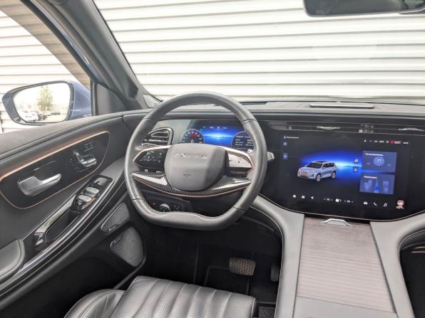 Exeed VX I Рестайлинг с пробегом 2023 года, цена 3 299 000 рублей, 46246 км, внедорожник, Автокод Объявления