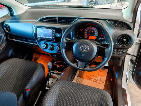 Toyota Vitz III (XP130) Рестайлинг с пробегом 2019 года, цена 1 200 000 рублей, 41825 км, хэтчбек, Автокод Объявления