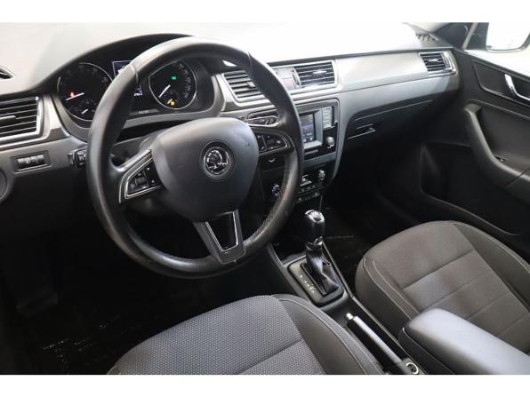 Skoda Rapid I с пробегом 2016 года, цена 998 000 рублей, 132110 км, лифтбек, Автокод Объявления