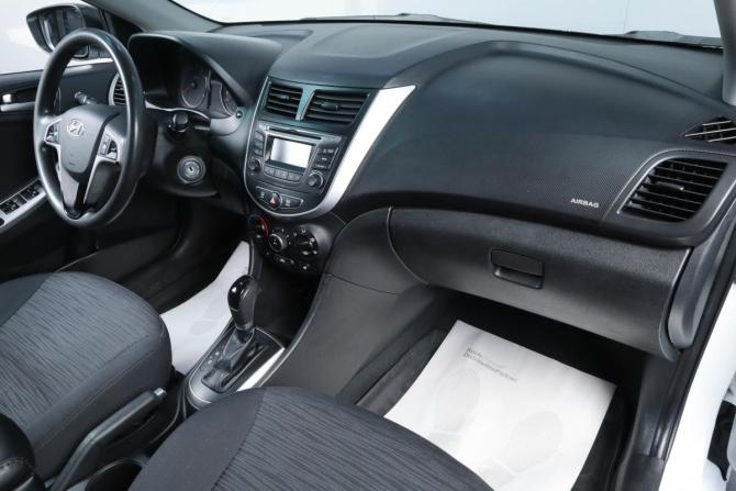 Hyundai Solaris I Рестайлинг с пробегом 2014 года, цена 989 000 рублей, 128801 км, хэтчбек, Автокод Объявления