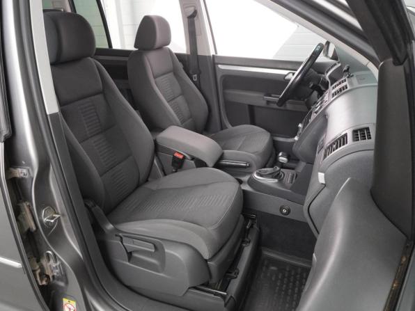 Volkswagen Touran I Рестайлинг с пробегом 2008 года, цена 549 000 рублей, 152147 км, компактвэн, Автокод Объявления