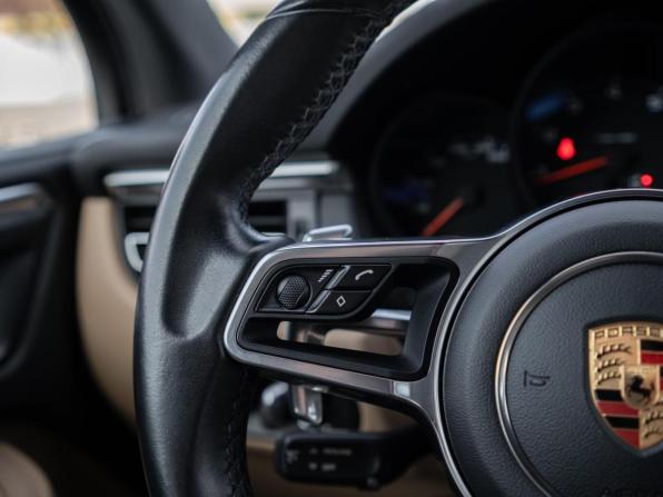 Porsche Macan I Рестайлинг с пробегом 2019 года, цена 5 599 000 рублей, 78821 км, внедорожник, Автокод Объявления