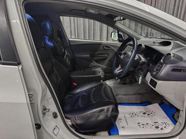 Honda Insight II с пробегом 2009 года, цена 815 000 рублей, 141000 км, хэтчбек, Автокод Объявления