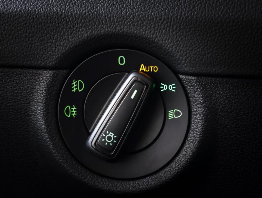 Skoda Octavia III (A7) Рестайлинг Москва  - изображение 19