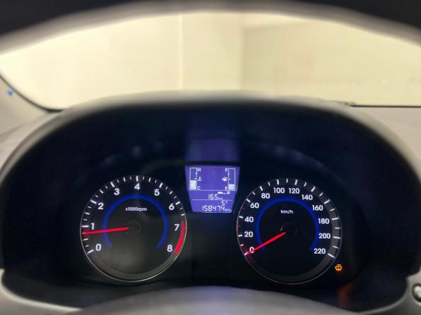 Hyundai Solaris I Рестайлинг с пробегом 2015 года, цена 949 000 рублей, 158000 км, седан, Автокод Объявления