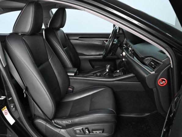 Lexus ES VI Рестайлинг с пробегом 2015 года, цена 2 499 000 рублей, 124354 км, седан, Автокод Объявления