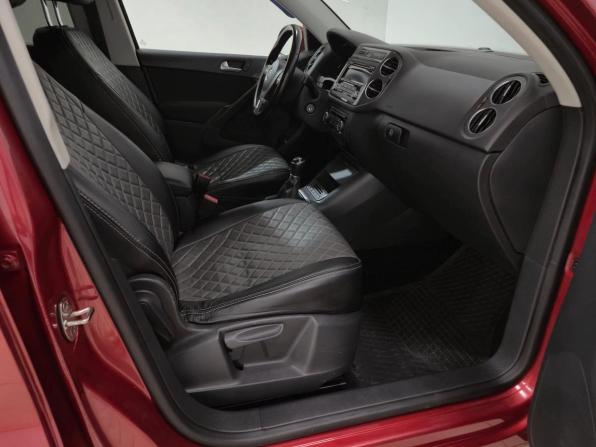 Volkswagen Tiguan I Рестайлинг с пробегом 2012 года, цена 1 000 000 рублей, 195948 км, внедорожник, Автокод Объявления