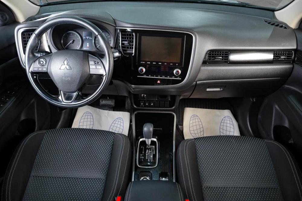 Mitsubishi Outlander III Рестайлинг 3 Тюмень  - изображение 13