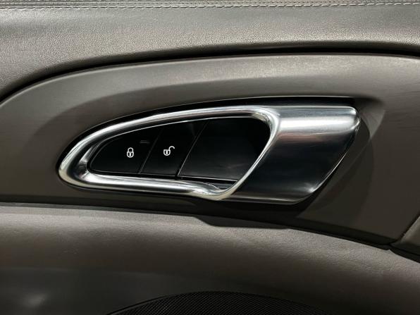 Porsche Cayenne II Рестайлинг (958) с пробегом 2015 года, цена 2 799 000 рублей, 216530 км, внедорожник, Автокод Объявления