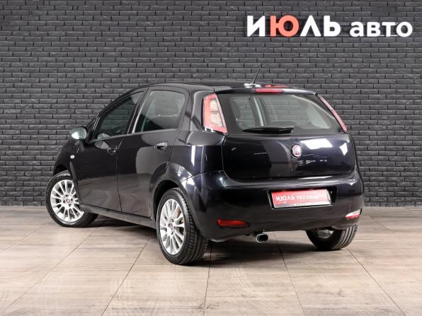 Fiat Punto III Punto Evo с пробегом 2012 года, цена 650 000 рублей, 101887 км, хэтчбек, Автокод Объявления