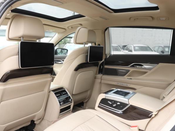 BMW 7 серии VI (G11/G12) с пробегом 2016 года, цена 3 490 000 рублей, 139353 км, седан, Автокод Объявления