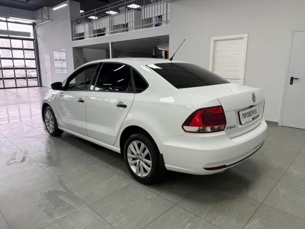 Volkswagen Polo V Рестайлинг с пробегом 2016 года, цена 699 000 рублей, 176000 км, седан, Автокод Объявления