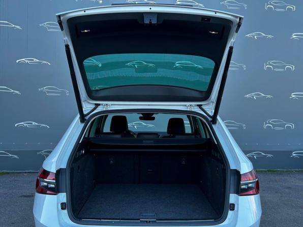 Skoda Superb III Рестайлинг с пробегом 2020 года, цена 3 698 500 рублей, 104083 км, универсал, Автокод Объявления