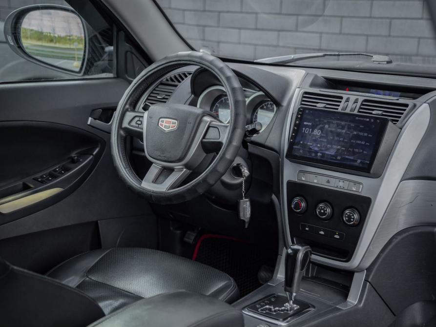 Geely Emgrand X7 I Тюмень  - изображение 6