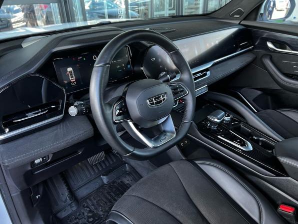 Geely Monjaro I с пробегом 2024 года, цена 3 350 000 рублей, 34741 км, внедорожник, Автокод Объявления