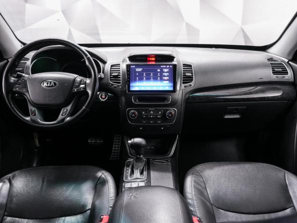 Kia Sorento II Рестайлинг с пробегом 2015 года, цена 1 770 000 рублей, 175000 км, внедорожник, Автокод Объявления
