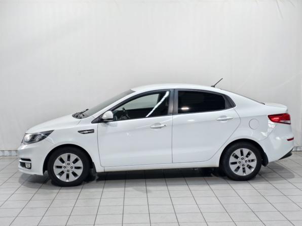 Kia Rio III Рестайлинг с пробегом 2016 года, цена 794 600 рублей, 174467 км, седан, Автокод Объявления