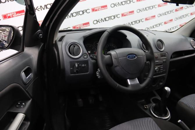 Ford Fusion I Рестайлинг с пробегом 2008 года, цена 445 450 рублей, 203676 км, хэтчбек, Автокод Объявления