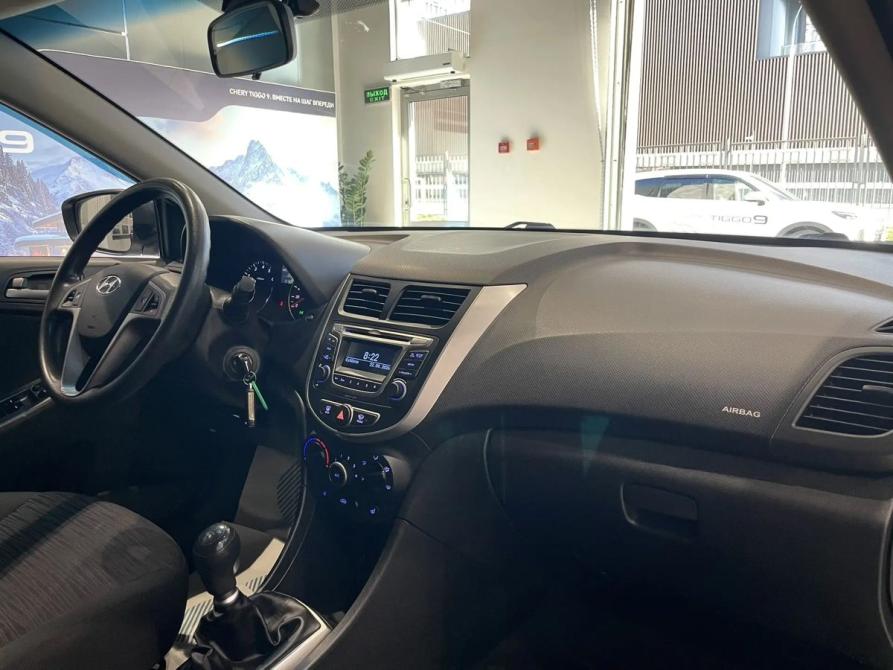 Hyundai Solaris I Рестайлинг Москва  - изображение 8