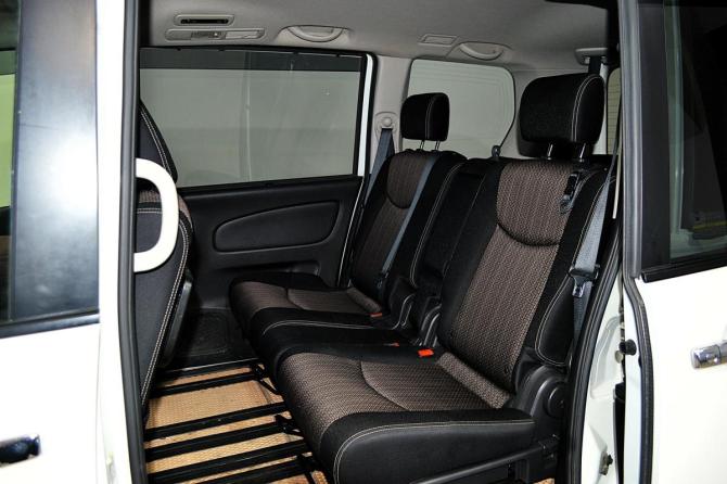 Nissan Serena IV (C26) с пробегом 2014 года, цена 1 249 000 рублей, 159800 км, минивэн, Автокод Объявления