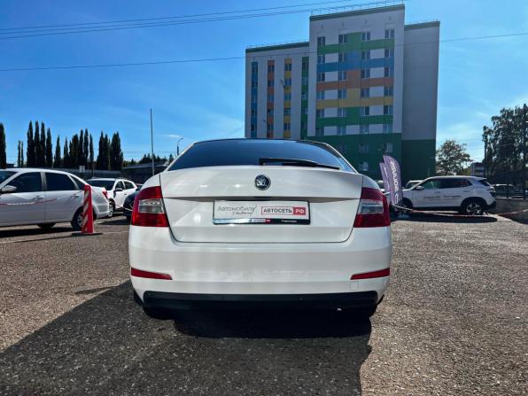 Skoda Octavia III (A7) с пробегом 2013 года, цена 788 000 рублей, 282706 км, лифтбек, Автокод Объявления