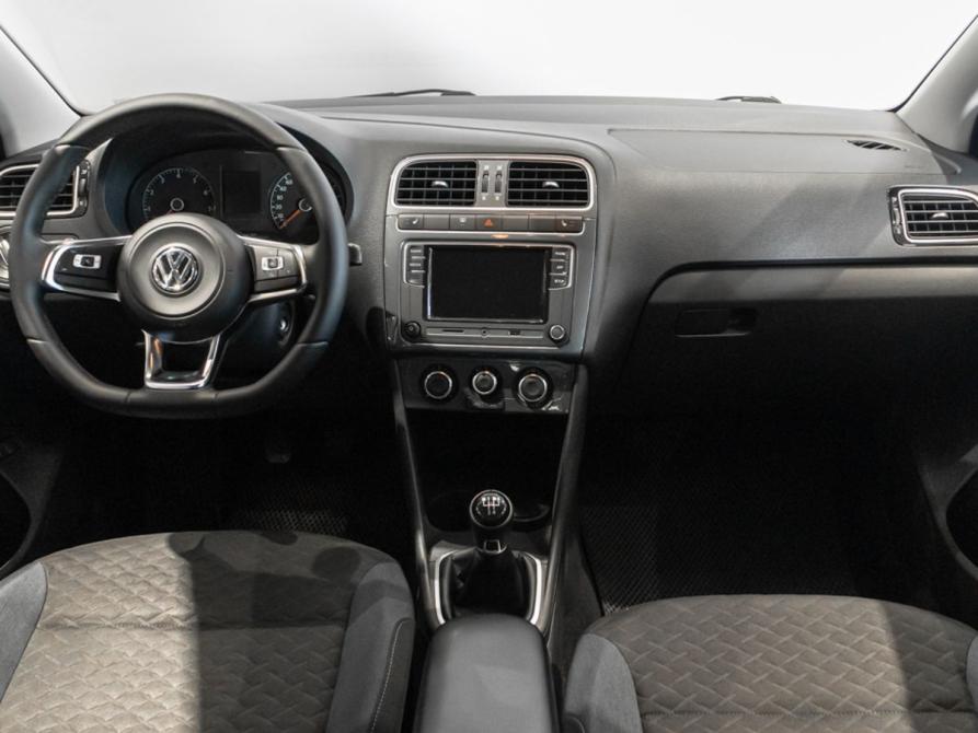Volkswagen Polo V Рестайлинг Казань  - изображение 6