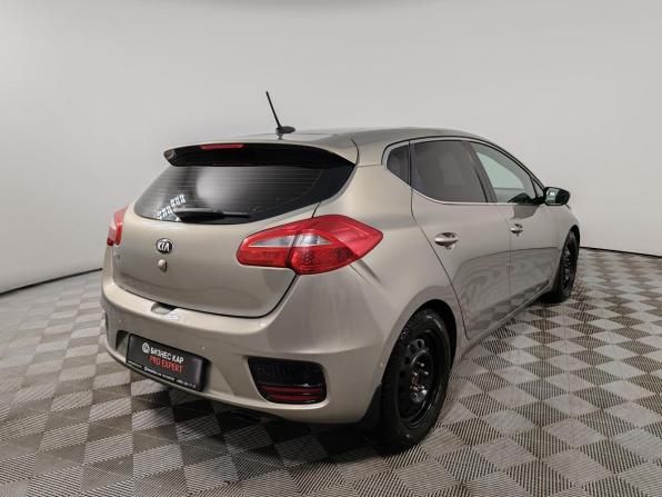 Kia Ceed II Рестайлинг с пробегом 2016 года, цена 1 175 000 рублей, 164782 км, хэтчбек, Автокод Объявления