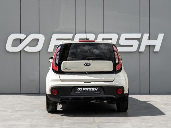 Kia Soul II Рестайлинг с пробегом 2017 года, цена 1 550 000 рублей, 157315 км, хэтчбек, Автокод Объявления