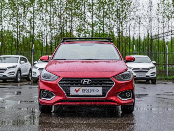 Hyundai Solaris II с пробегом 2019 года, цена 1 099 000 рублей, 179543 км, седан, Автокод Объявления