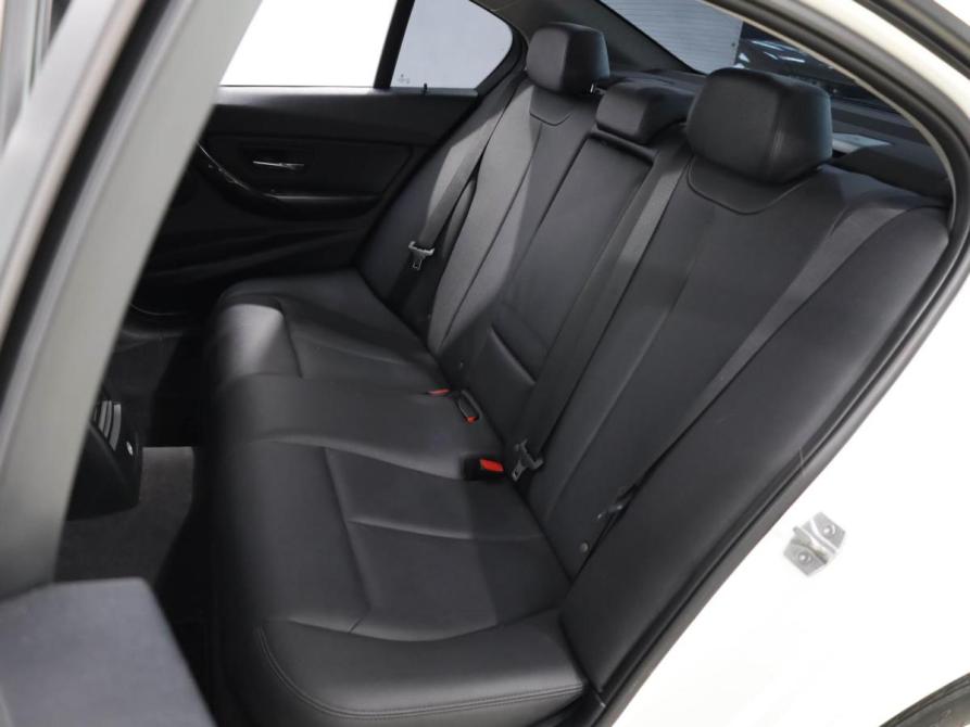 BMW 3 серии VI (F3x) Ростов-на-Дону  - изображение 9