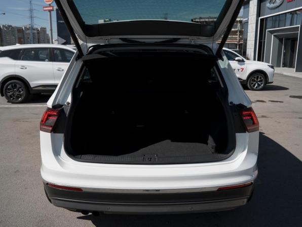 Volkswagen Tiguan II с пробегом 2018 года, цена 2 310 000 рублей, 158061 км, внедорожник, Автокод Объявления