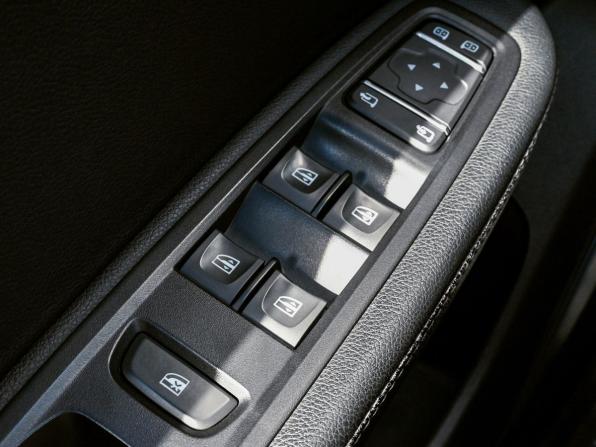 Renault Arkana I с пробегом 2019 года, цена 1 529 000 рублей, 135309 км, внедорожник, Автокод Объявления